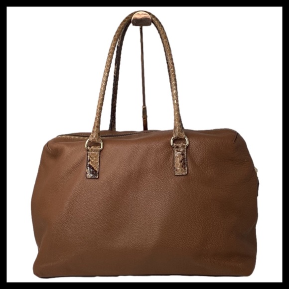 Michael Kors Hamilton Weekender 
Large Leather Handbag Color: Luggage - Picture 5 of 7